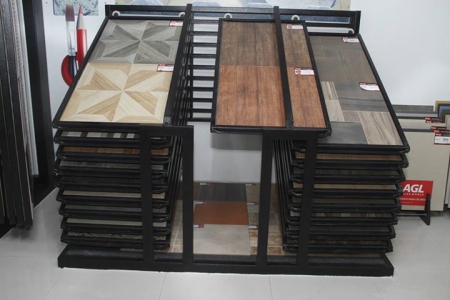 Horizontal Floor Tile Slider